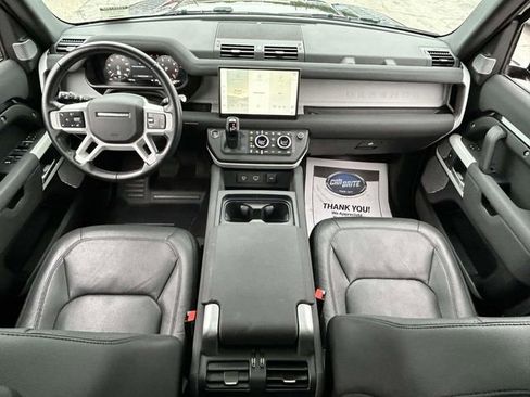 Used 2023 Land Rover Defender 130 SE AWD/4WD image 9