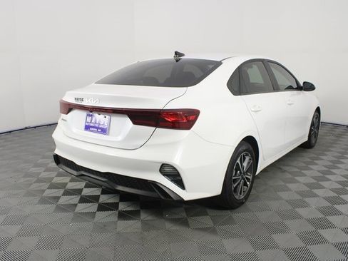 Used 2024 Kia Forte LXS w/ LXS Technology Package image 23