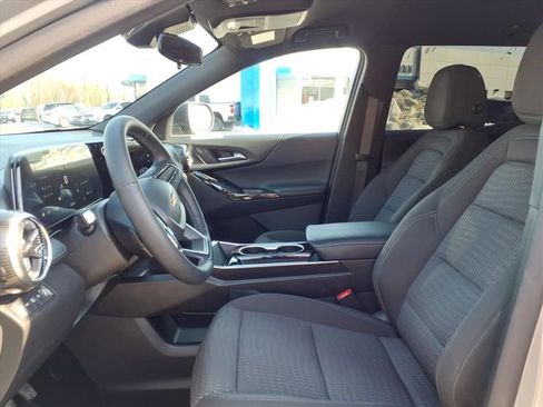 Certified 2025 Chevrolet Equinox LT image 8