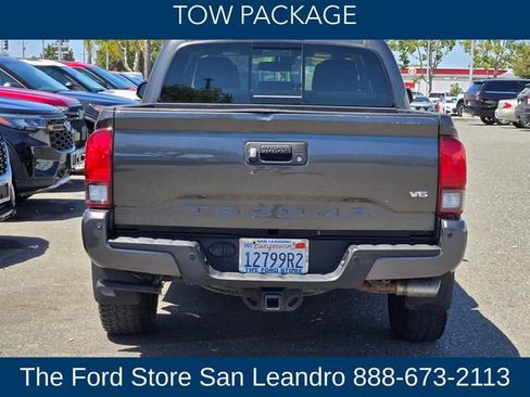 Used 2019 Toyota Tacoma TRD Sport w/ Technology Package RWD image 9