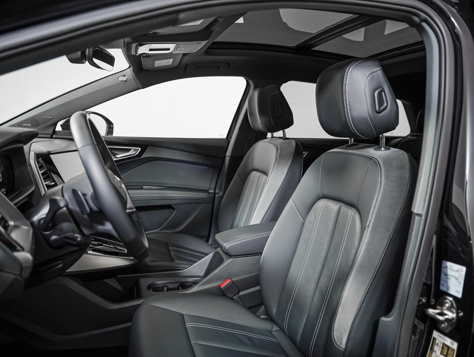 Certified 2023 Audi Q4 e-tron Premium Plus RWD image 11