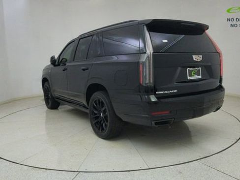 Used 2025 Cadillac Escalade Sport w/ Touring Package AWD/4WD image 77