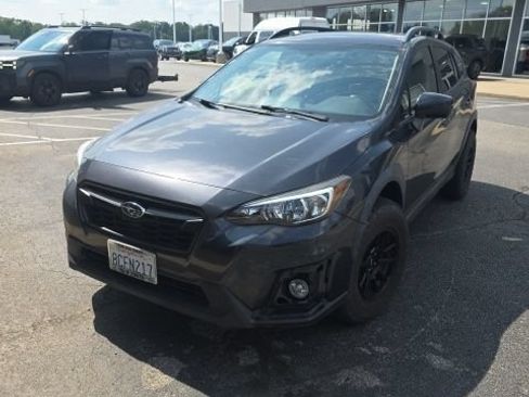 Used 2018 Subaru Crosstrek 2.0i Premium AWD/4WD image 2