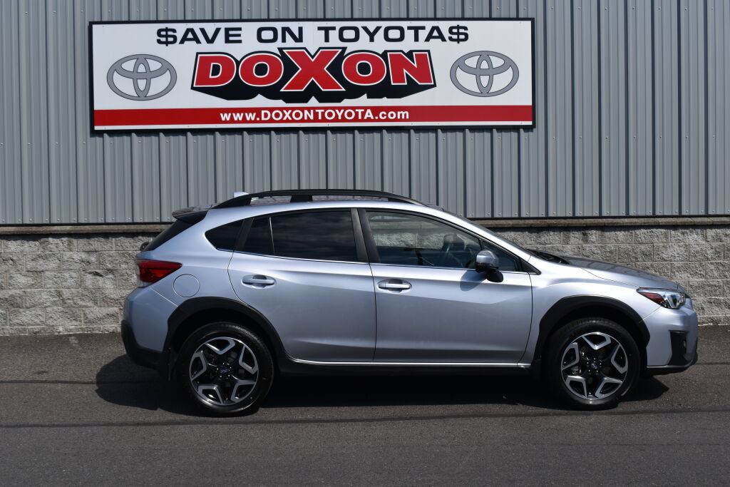 Used 2020 Subaru Crosstrek 2.0i Limited w/ Moonroof Package w/Navigation AWD/4WD image 8
