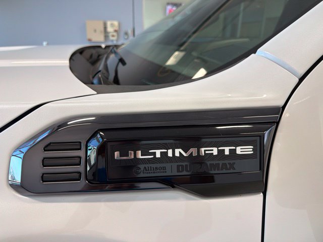Used 2025 GMC Sierra 2500 Denali Ultimate w/ LPO, GMC Protection Package AWD/4WD image 13