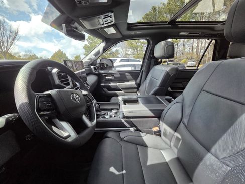 Certified 2024 Toyota Sequoia Platinum image 8