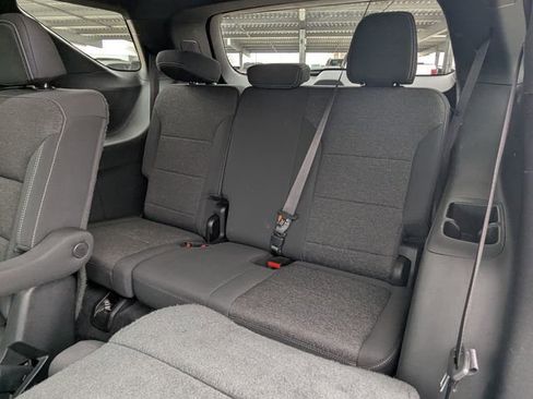 Certified 2024 Chevrolet Traverse LT image 22