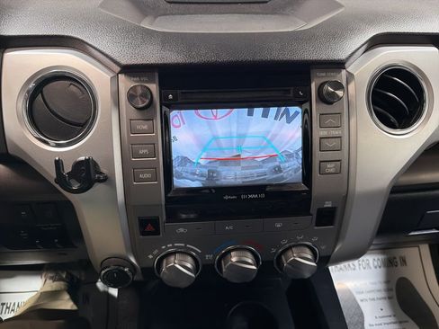 Used 2019 Toyota Tundra SR5 w/ SR5 Upgrade Package image 30