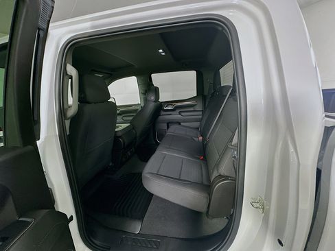 Used 2023 Chevrolet Silverado 1500 LT image 26