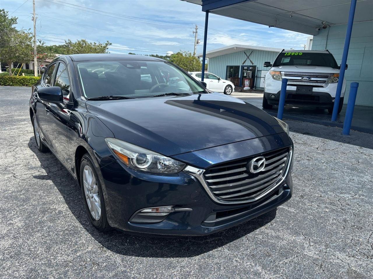 Used 2018 MAZDA MAZDA3 Sport w/ Preferred Equipment Package FWD image 6