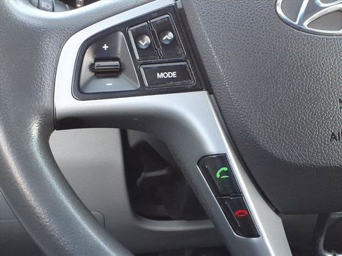 Used 2014 Hyundai Accent GLS w/ Option Group 2 image 14