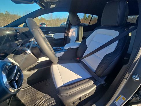 New 2026 Chevrolet Equinox EV LT w/ LPO, All-Weather Mat Package image 56