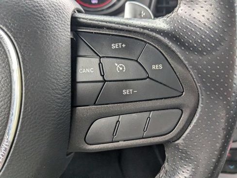 Used 2022 Dodge Challenger GT RWD image 17