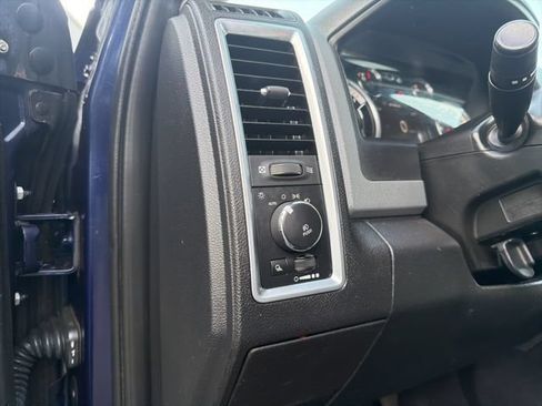 Used 2017 RAM 1500 Big Horn AWD/4WD image 33