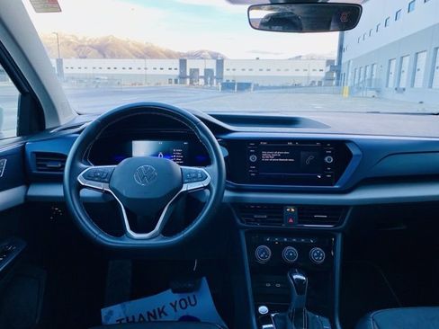 Used 2023 Volkswagen Taos SE image 13