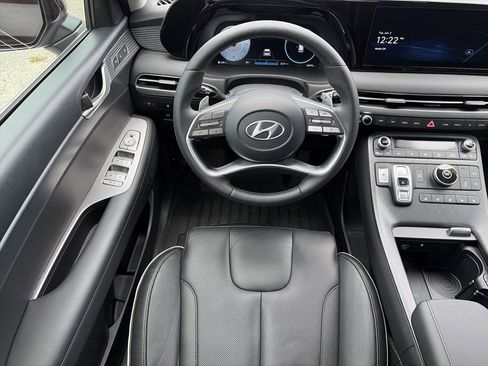 Used 2023 Hyundai Palisade Limited FWD image 14