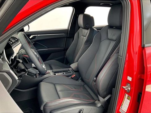 Used 2025 Audi Q3 2.0T Premium Plus image 31