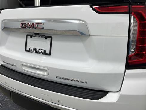 Used 2023 GMC Yukon Denali AWD/4WD image 40