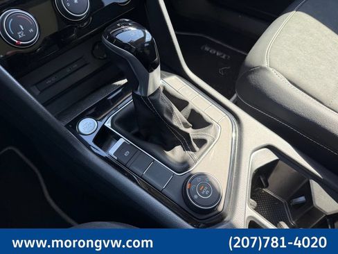 Used 2023 Volkswagen Taos SE w/ Panoramic Sunroof Package AWD/4WD image 38