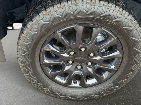 Used 2024 Toyota Tacoma SR5 image 9