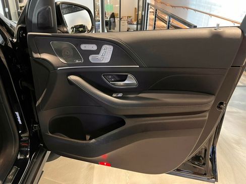 Used 2024 Mercedes-Benz GLE 350 4MATIC image 33