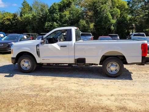 New 2026 Ford F250 XL image 4