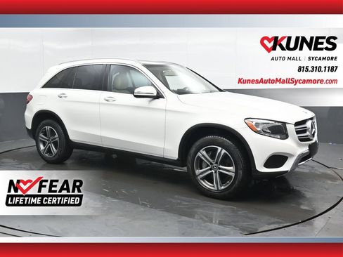 Used 2019 Mercedes-Benz GLC 300 4MATIC image 1
