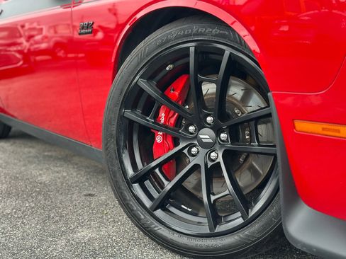 Used 2018 Dodge Challenger T/A image 12