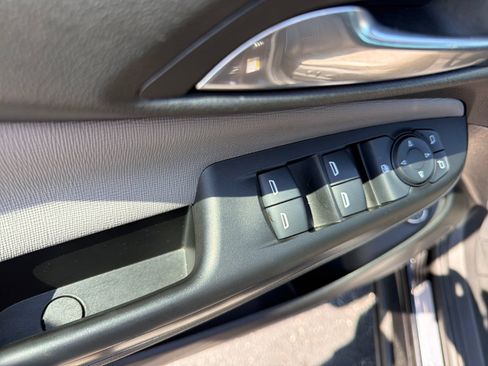 Used 2024 Buick Envista Avenir FWD image 12