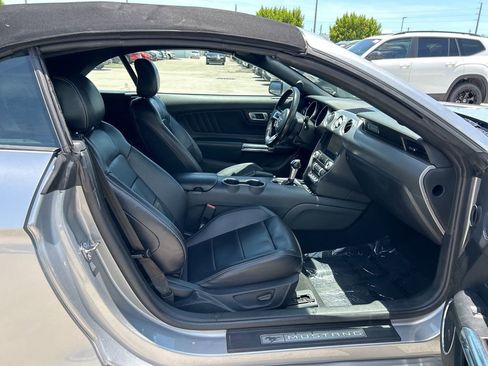 Used 2022 Ford Mustang Premium image 35