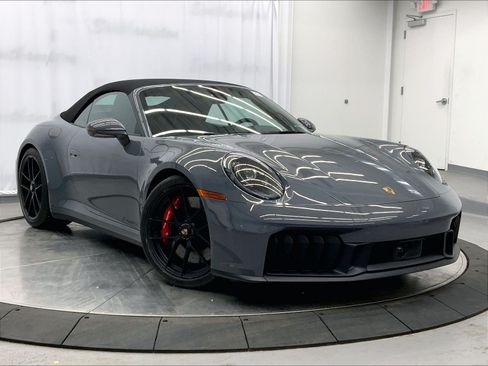 Used 2026 Porsche 911 Carrera 4 GTS AWD/4WD image 9