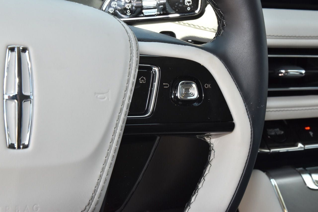New 2026 Lincoln Aviator 2WD image 26