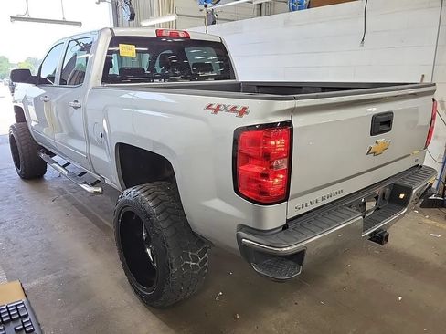Used 2017 Chevrolet Silverado 1500 LT w/ Trailering Package AWD/4WD image 2