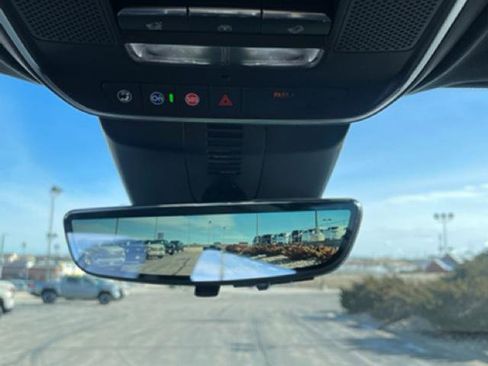 New 2026 GMC Acadia Denali Ultimate w/ LPO, Floor Liner Package image 17