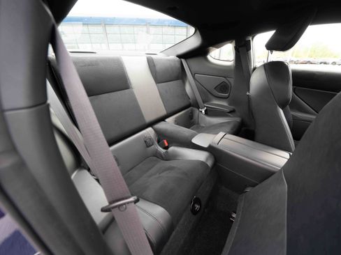 Used 2025 Toyota GR86 Premium w/ ALL Weather Mat Package (TMS) RWD image 24