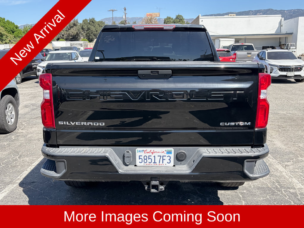 Used 2020 Chevrolet Silverado 1500 Custom w/ Custom Value Package RWD image 4