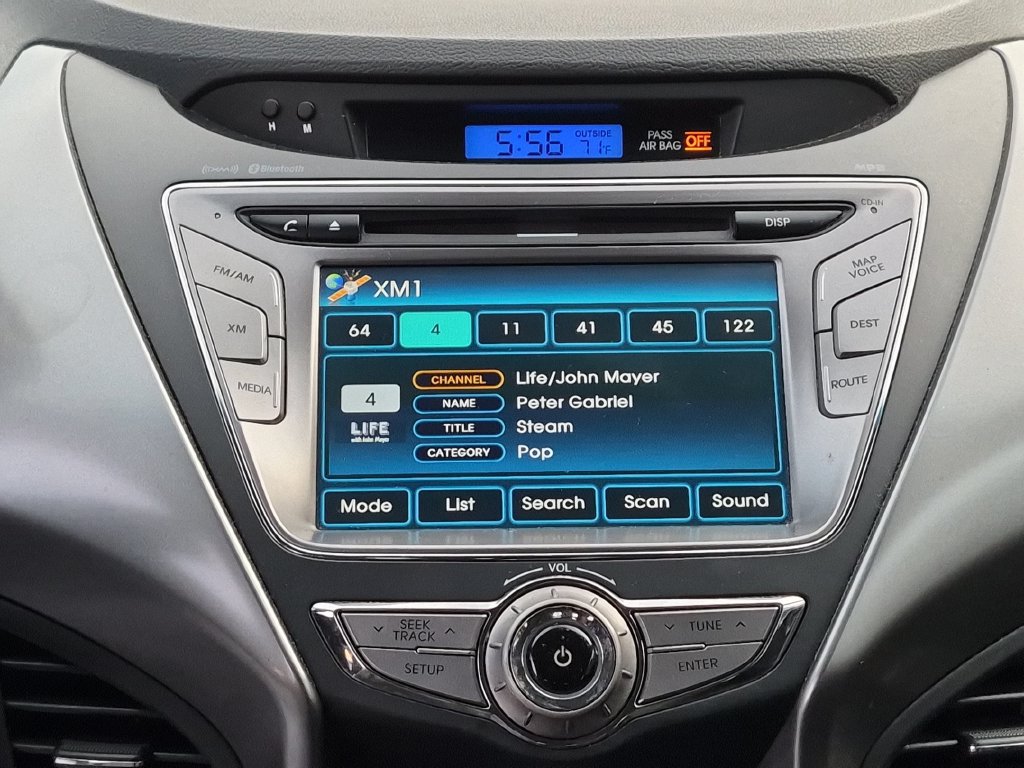 Used 2013 Hyundai Elantra SE w/ Technology Pkg FWD image 26