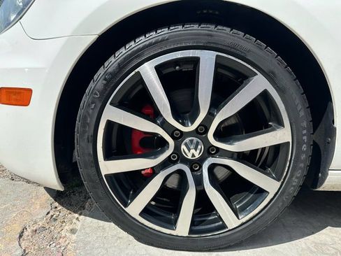 Used 2013 Volkswagen GTI Wolfsburg Edition FWD image 9