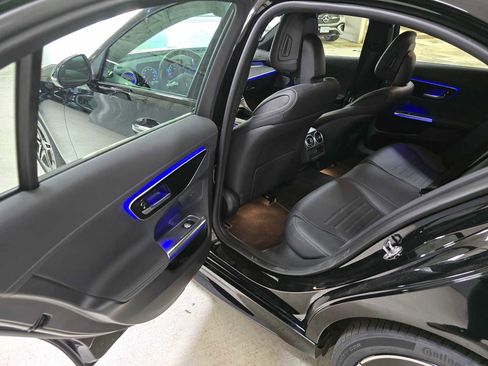 Certified 2023 Mercedes-Benz C 300 4MATIC Sedan image 19