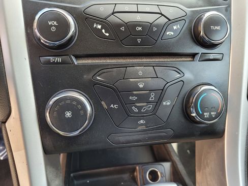 Used 2013 Ford Fusion SE image 25