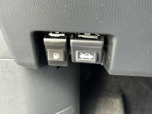 Certified 2025 MAZDA CX-5 Signature image 46