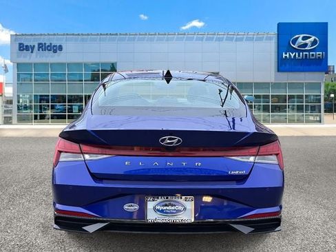 Used 2023 Hyundai Elantra Limited image 5