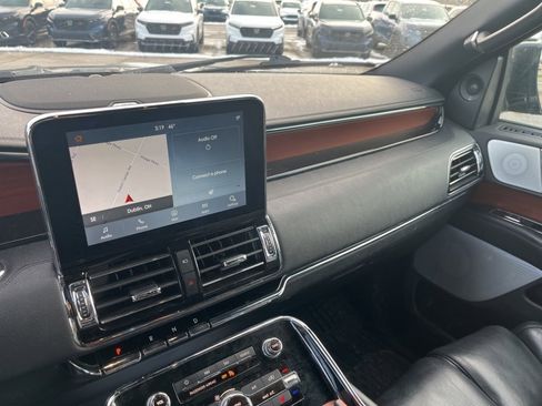 Used 2020 Lincoln Navigator L Reserve w/ Equipment Group 208A Reserve image 21