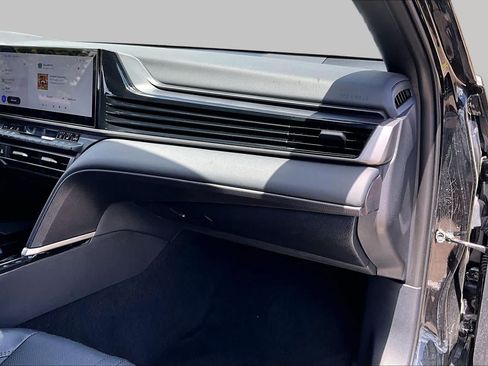 Used 2025 Toyota Camry XSE w/ Premium Package FWD image 17