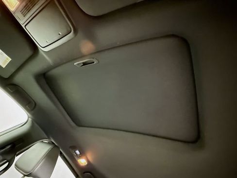 Used 2023 Honda Odyssey Sport image 26