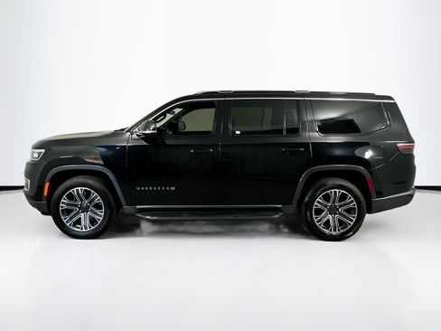 Used 2022 Jeep Wagoneer Series III RWD image 8