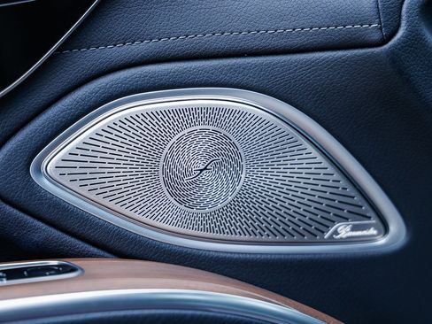 Used 2023 Mercedes-Benz EQS 580 580 image 23