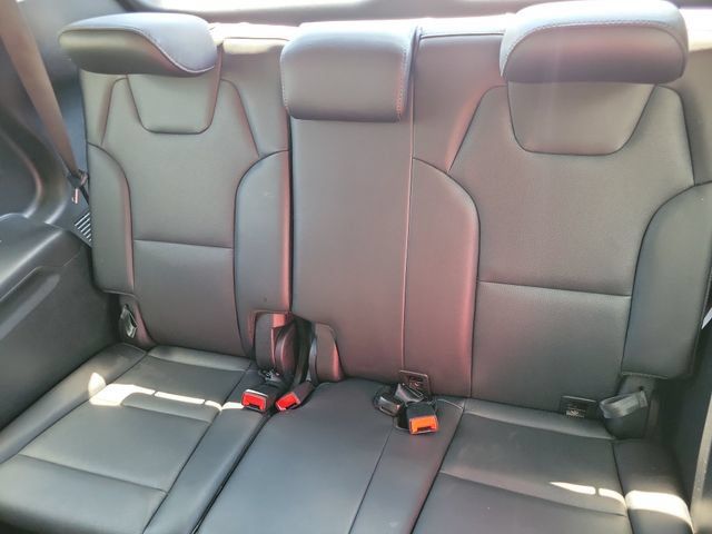 Used 2024 Kia Telluride EX w/ EX Captain's Chair Package FWD image 18