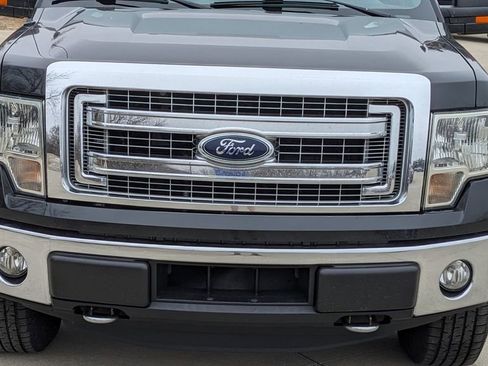 Used 2014 Ford F150 XLT w/ Equipment Group 302A Luxury image 9