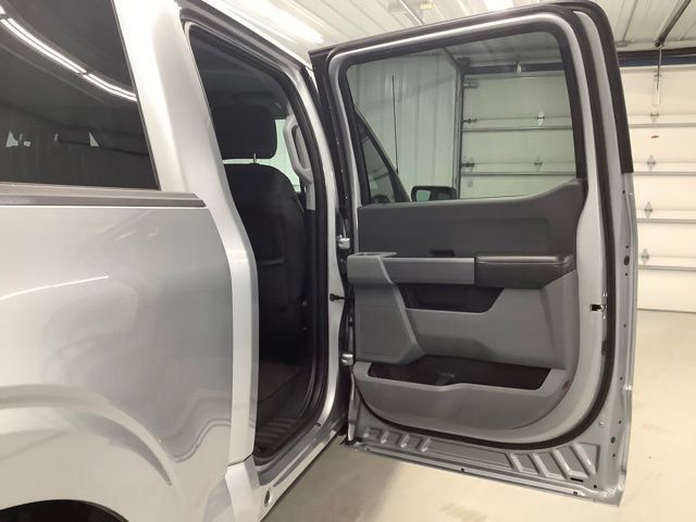Used 2023 Ford F150 XLT AWD/4WD image 9